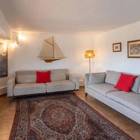 La Entretenida Ferienhaus Doninos